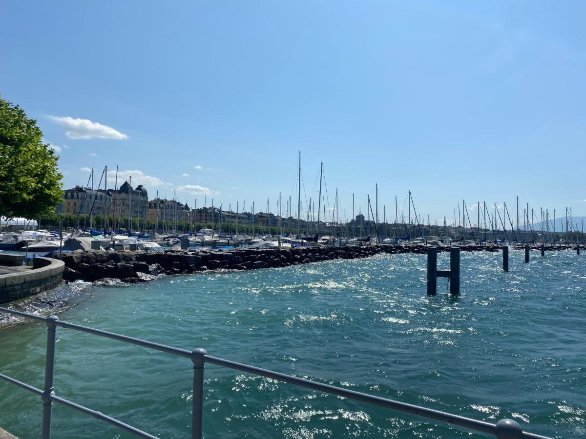Savoie Hotel Aux Portes De Geneve Saint-Julien-en-Genevois Εξωτερικό φωτογραφία